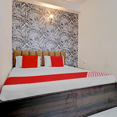 Hotel O Sky View Ludhiana Exteriör bild