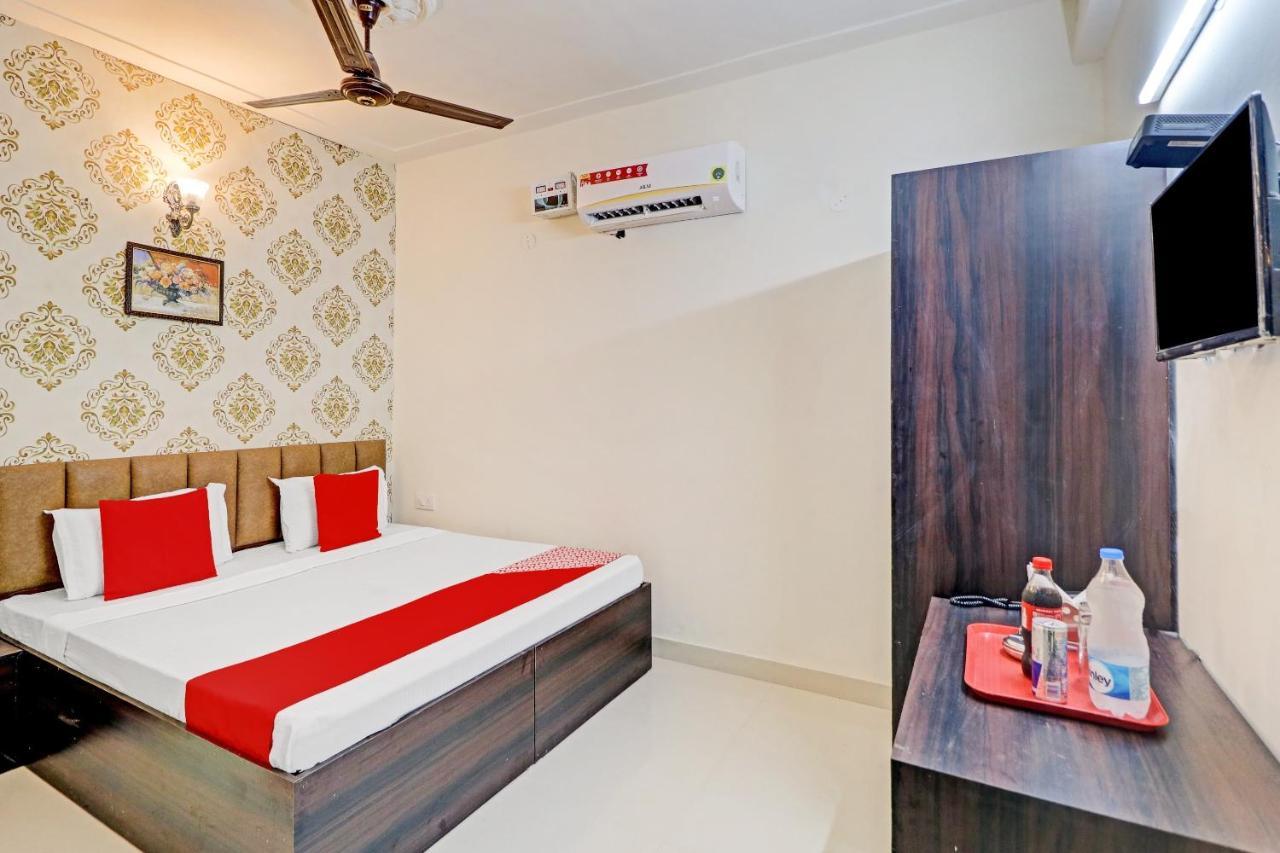 Hotel O Sky View Ludhiana Exteriör bild