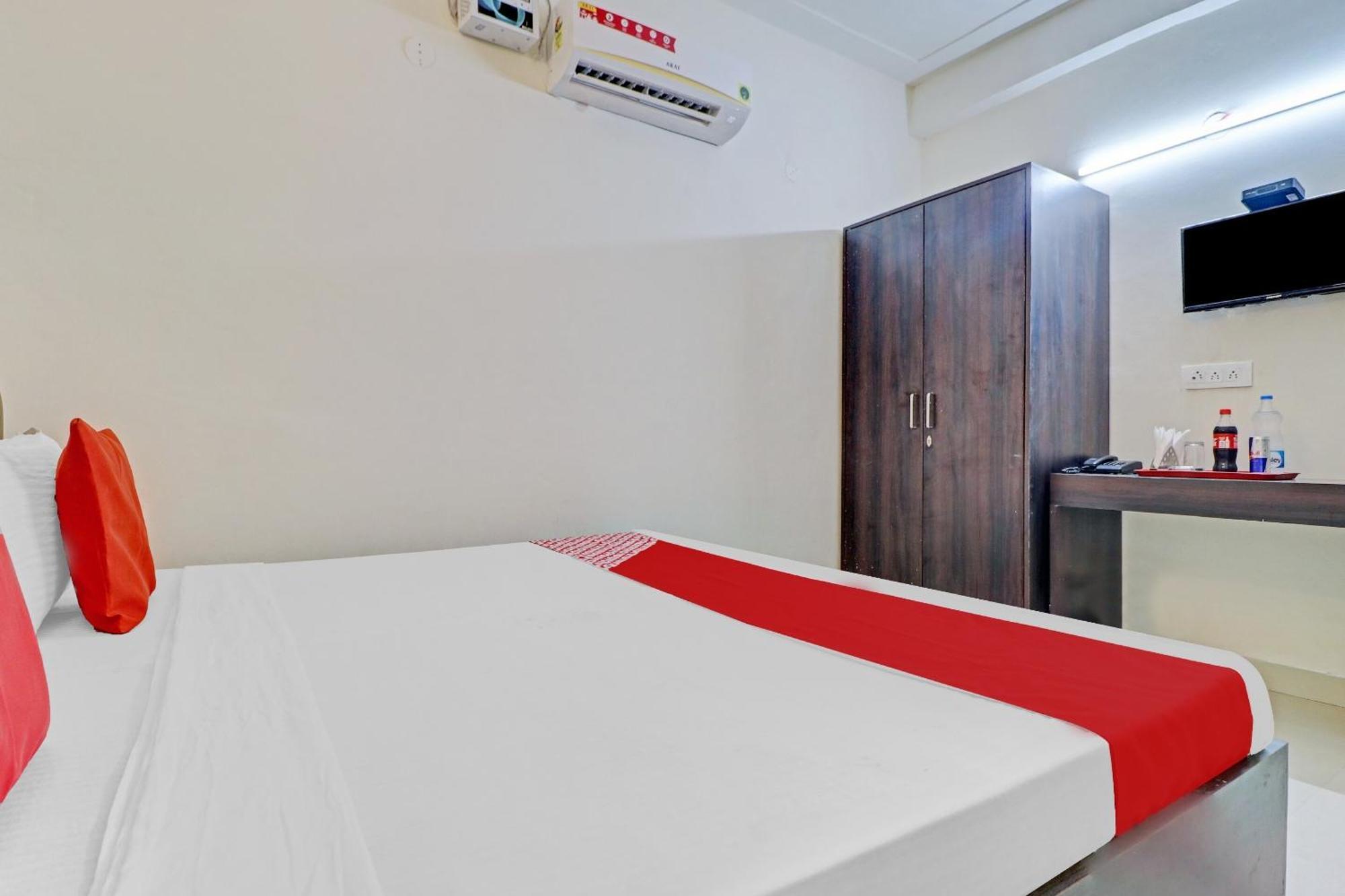 Hotel O Sky View Ludhiana Exteriör bild