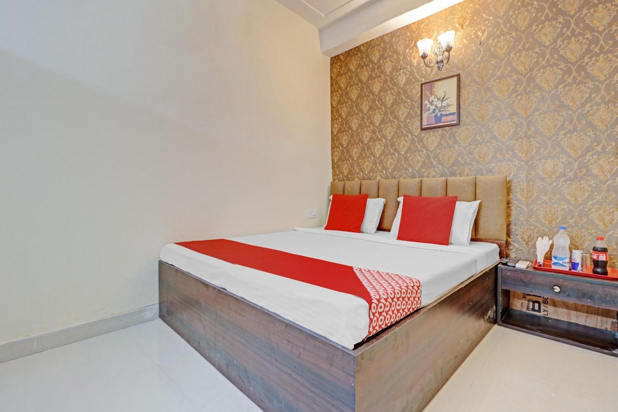 Hotel O Sky View Ludhiana Exteriör bild
