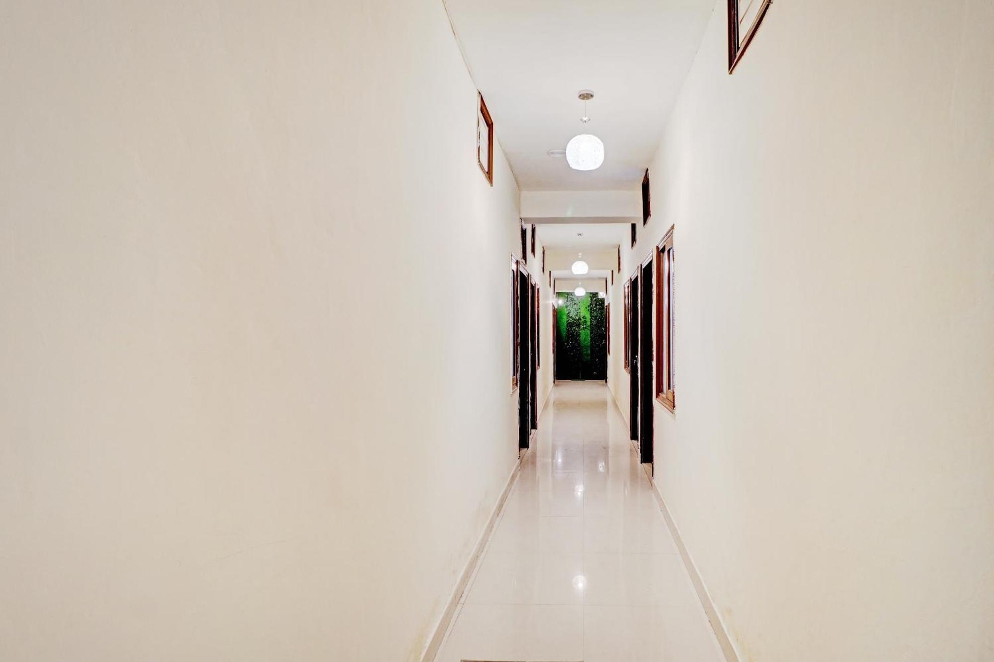 Hotel O Sky View Ludhiana Exteriör bild